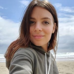 Meet your Posher, Kim